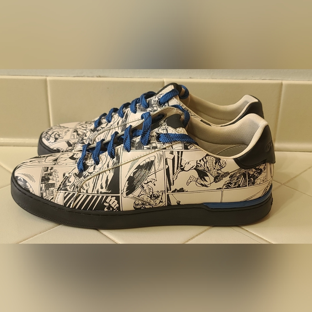 Coach Marvel Clip Low Top Sneaker With Comic Book Print. Men's Size 8D
